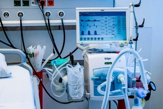 Bé trai vụ 'không được cấp cứu vì chưa đủ tiền viện phí' cai máy thở
