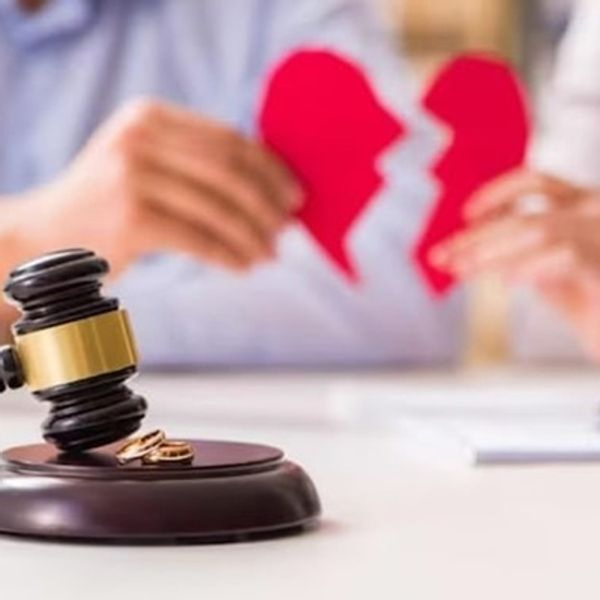 Chỉ sau 40 ngày cưới, vợ đòi ly hôn vì thói quen 