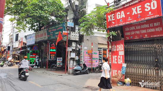 Nam thanh niên nghi ‘ngáo đá’ chém nhiều người nhập viện ở Hà Nội