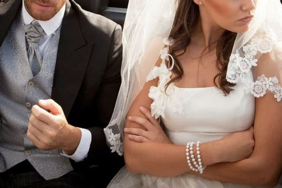 Phát hiện bị chú rể lừa dối, cô dâu 