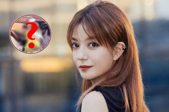 Bức ảnh xấu hổ nhất cuộc đời Triệu Vy