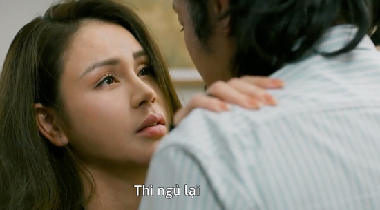 Lương Thu Trang và bạn diễn hơn 11 tuổi trong 'Cha tôi người ở lại' bị phản ứng