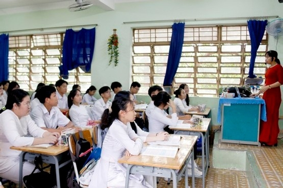 Quy định bổ nhiệm hiệu trưởng, hiệu phó sau khi bỏ cấp huyện