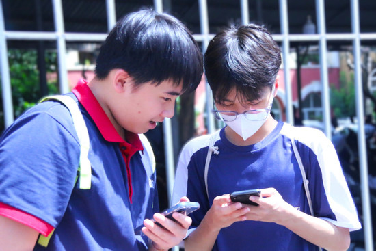 Đáp án tham khảo đề Văn thi lớp 10 Trường THPT Chuyên Khoa học Tự nhiên năm 2025