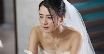 Cô dâu 'chết lặng' khi biết danh tính cô gái chồng dắt vào đám cưới