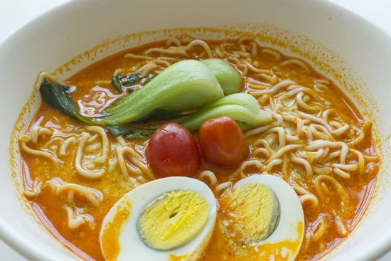 Chuyên gia chỉ 4 cách ăn mì tôm không độc hại