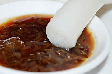 Đặc sản có tên vô cùng lạ, xưa ít người biết nay dân phố thích mê