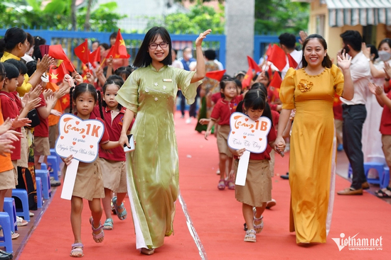 Quốc hội thông qua Luật Nhà giáo: Không cấm dạy thêm, học thêm