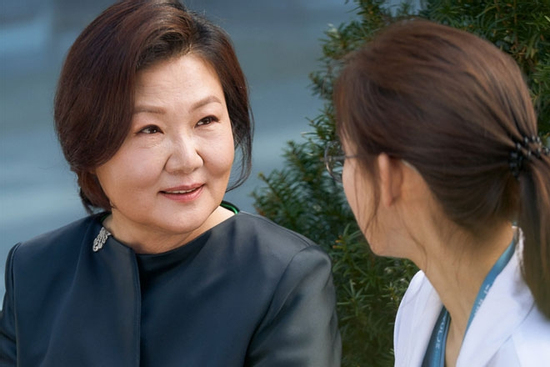 Giận mẹ chồng vì không nhận trông cháu dịp nghỉ hè, bà nói 1 câu thấm thía khiến tôi thay đổi