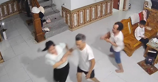 Người vợ bị chồng đánh ở Tuyên Quang vẫn hoảng loạn, chưa làm việc với công an