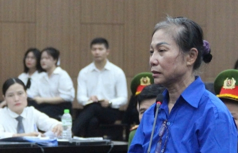 Cựu bí thư Hoàng Thị Thúy Lan khai dùng tiền hối lộ làm từ thiện, ủng hộ người nghèo