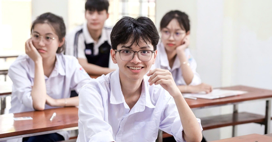 Đáp án môn Toán thi tốt nghiệp THPT năm 2025 - Tất cả 24 mã đề
