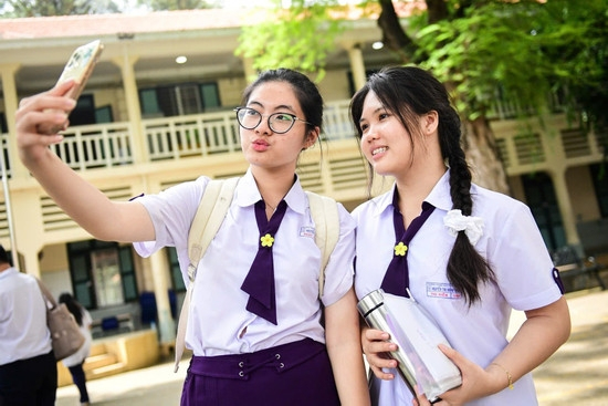 Đề thi môn Toán thi tốt nghiệp THPT năm 2025