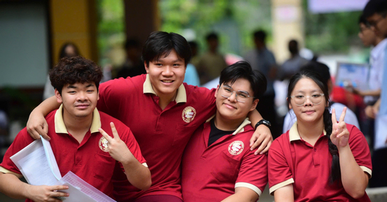Đề thi môn Tiếng Anh thi tốt nghiệp THPT năm 2025 theo chương trình 2018