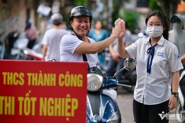 Thí sinh bước vào ngày thứ 2 thi tốt nghiệp THPT với số môn tự chọn nhiều kỷ lục
