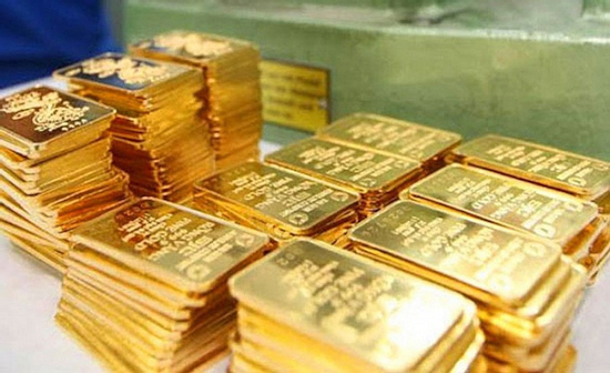 Giá vàng hạ nhiệt, nhà đầu tư nên mua hay bán?