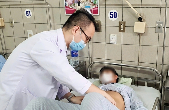 Suy thận giai đoạn cuối ở tuổi 30 vì bỏ qua dấu hiệu cảnh báo