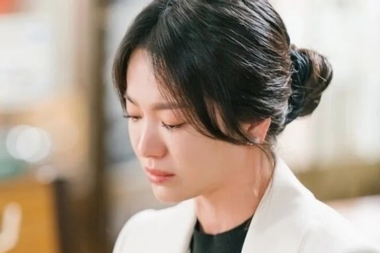 Mẹ chồng phản đối chúng tôi lấy nhau, bà còn khóc lóc trong đám cưới, 5 năm sau tôi nghẹn ngào khi biết lý do