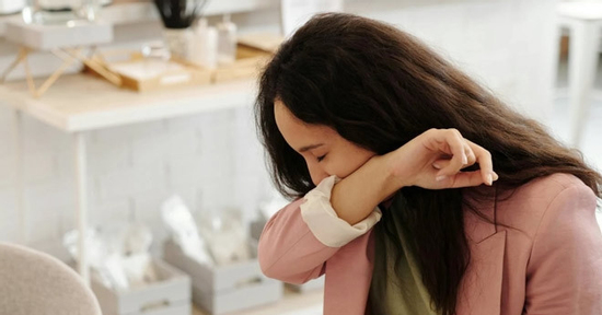 Trót ‘tình một đêm’ với anh hàng xóm, vợ bị trừng phạt theo cách khó tin