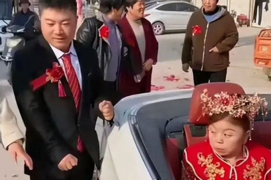 Chàng trai 27 lấy vợ 59 tuổi, sốc nặng với yêu cầu của cô dâu trong đám cưới