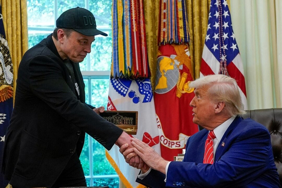 Sự thật sau việc Musk 'thả bom' cáo buộc ông Trump liên quan vụ án mại dâm