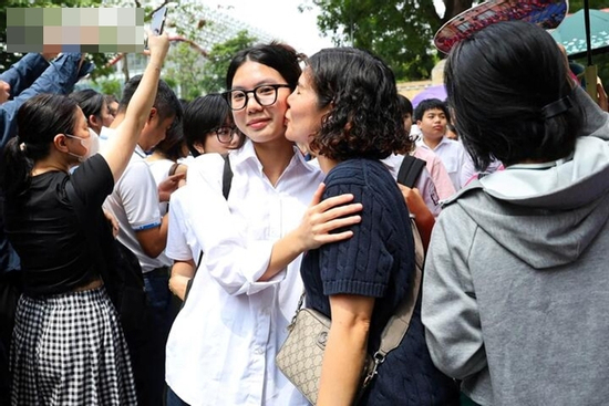420 thí sinh Hà Nội bỏ thi môn Văn vào lớp 10