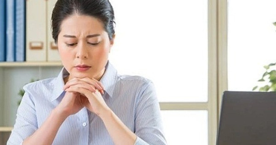 Muốn nghỉ hưu sớm? Nghe xong chuyện của hai người phụ nữ dưới đây bạn sẽ muốn đi làm đến 60 tuổi
