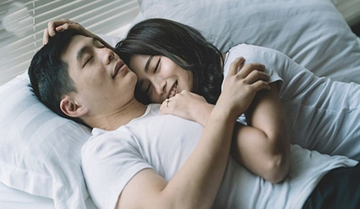 Người đàn ông đã ly hôn nhiều năm nhưng vẫn sống cùng vợ cũ như cặp tình nhân