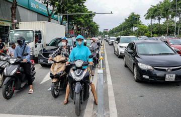 Cấm xe máy chạy xăng vào Vành đai 1: Hà Nội phải giải quyết ngay các vấn đề này