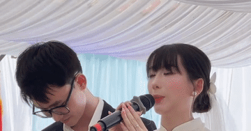 Cô dâu Đà Nẵng nghẹn ngào tri ân cha mẹ khiến quan viên hai họ xúc động