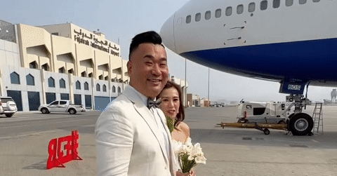 Đại gia chi đậm thuê máy bay, tổ chức đám cưới trên trời