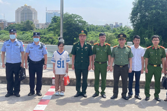 Bắt nữ quái 9X tung chiêu lừa đảo chiếm đoạt hơn 100 tỷ đồng một năm