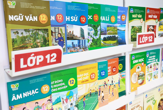 Đang rà soát để sửa sách giáo khoa sau sáp nhập tỉnh, thành từ 1/7