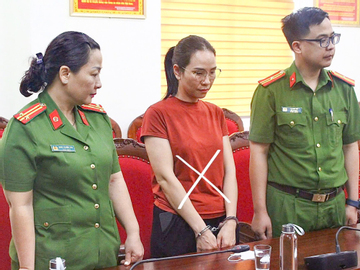 Nữ kế toán trung tâm y tế lập khống hồ sơ mua thiết bị, chiếm đoạt nửa tỷ đồng