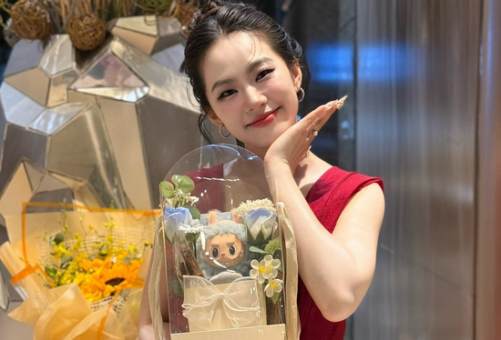 Ca sĩ Lương Bích Hữu gây sốc với nhan sắc sau khi giảm 20kg