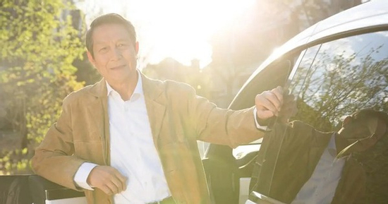 Làm bảo mẫu cho người giàu 10 năm, tôi ngộ ra 3 điểm then chốt khiến họ nghỉ hưu hạnh phúc hơn người thường