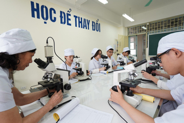 Bộ GD&ĐT 'chốt' điểm sàn nhóm ngành đào tạo giáo viên, sức khoẻ cao nhất là 20,5 điểm