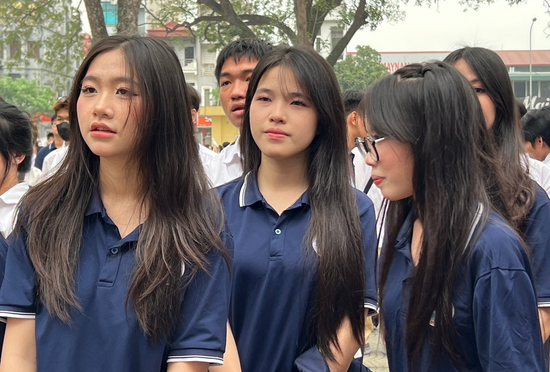 Bộ GD&ĐT công bố phổ điểm các tổ hợp phổ biến của Kỳ thi tốt nghiệp THPT 2025