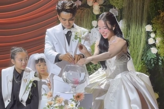 Đạt G - Cindy Lư lên tiếng về nghi lễ gây rợn người trong ngày cưới