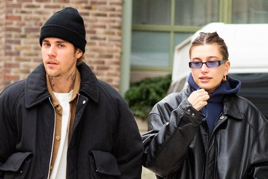 Hailey Bieber phủ nhận tin đồn 