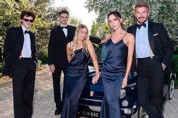 Cú tát với Beckham