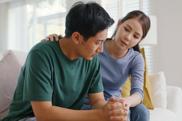 Vợ muốn chu cấp hàng tháng cho bố mẹ: 'Cuộc chiến' giữa quan điểm báo hiếu và tương lai gia đình