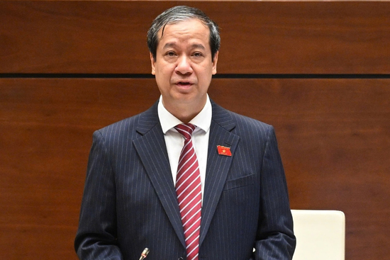 Bộ trưởng GD-ĐT phản hồi về quản lý dạy thêm, không biến học sinh thành 'máy học'
