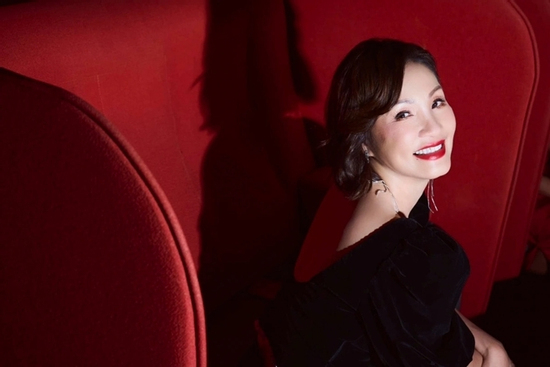 Cuộc sống độc thân của nghệ sĩ Hồng Đào ở tuổi 63