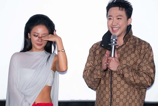 Văn Mai Hương khóc khi được Trấn Thành khen 'nghệ sĩ tính hiếm có của showbiz'