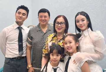 Đạt G - Cindy Lư xuất hiện sau đám cưới, rạng rỡ bên ông nội là NSƯT Bảo Quốc