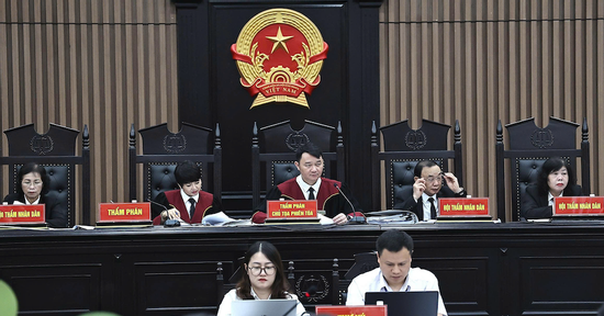 Diễn biến bất ngờ tại phiên xét xử chủ tịch Tập đoàn Phúc Sơn và người liên quan