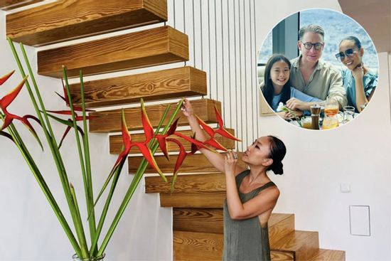 Đoan Trang khoe không gian bên trong căn hộ thông tầng ở TP HCM