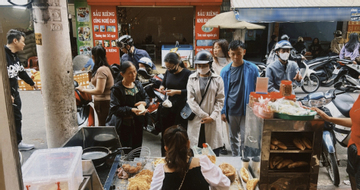 Cô gái bỏ việc lương cao về Ninh Bình nối nghiệp, bán món gia truyền 45 năm