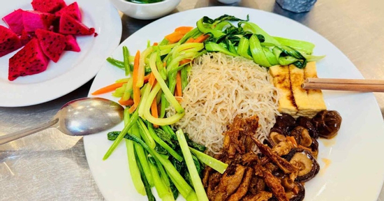 Nữ kế toán chỉ còn 'da bọc xương' vì ăn chay chữa đái tháo đường